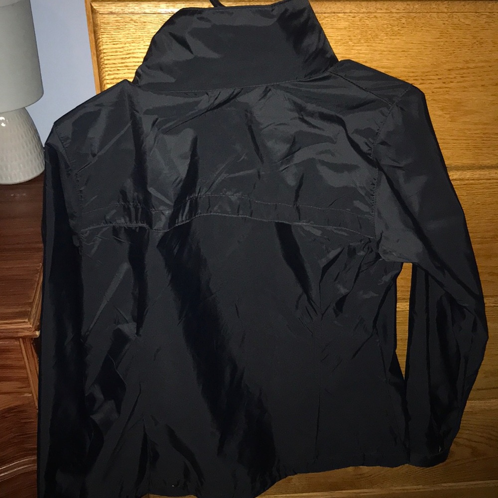 Columbia Wind Breaker - Picture 4 of 4